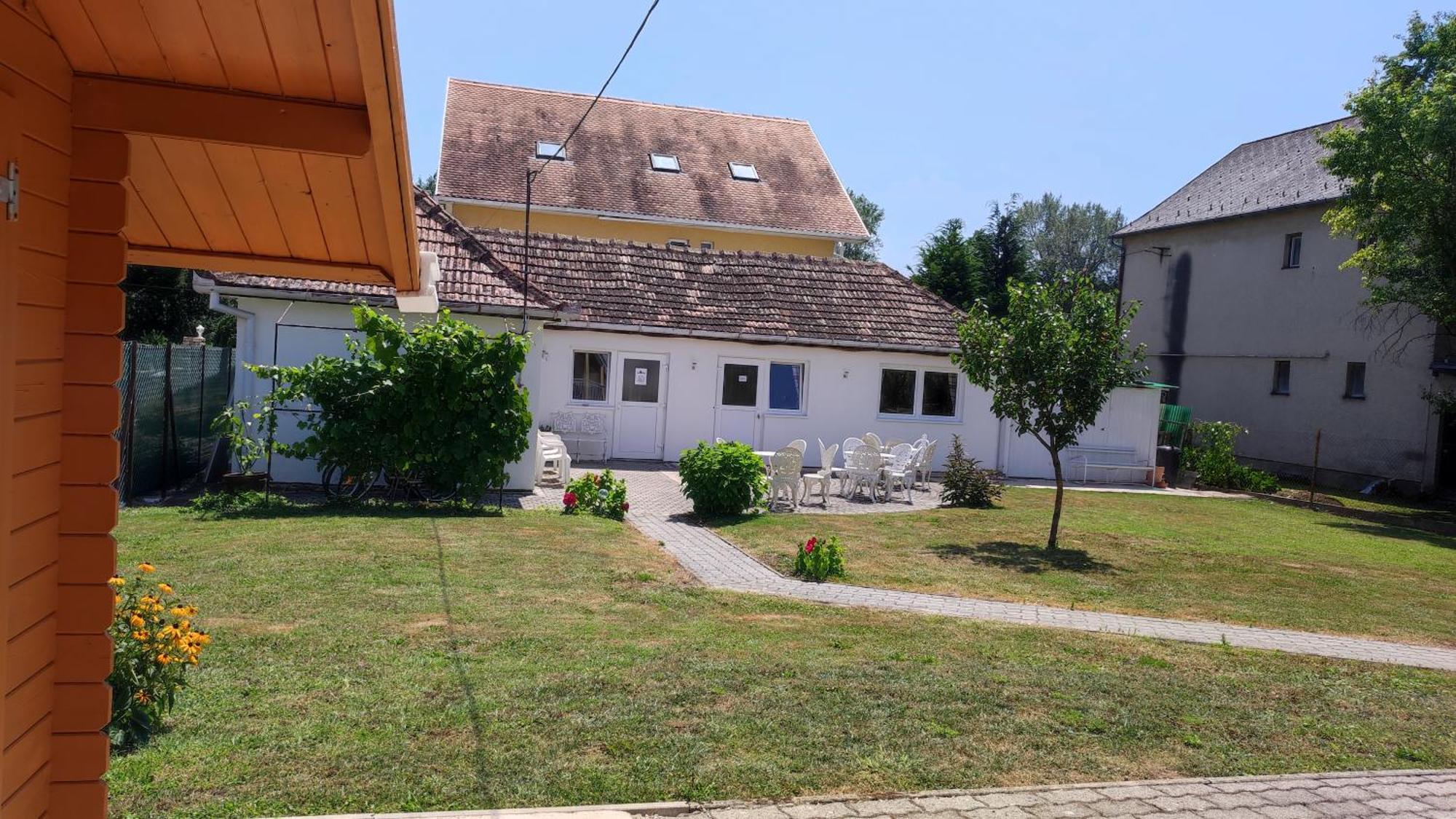 Villa Vanilia Keszthely Buitenkant foto